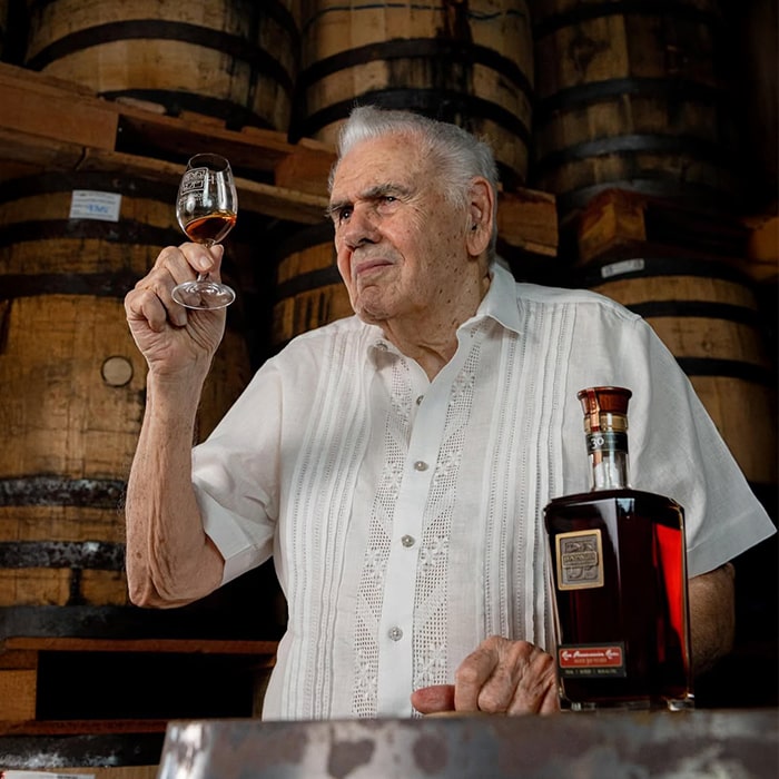 Don Pancho 30yo 0,7l 40%  + dárková krabička