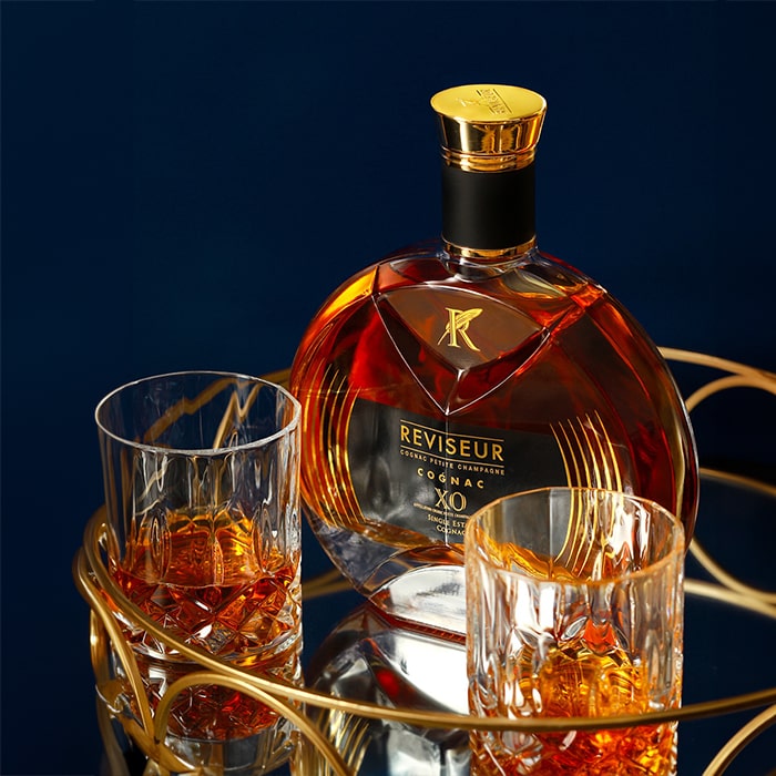 Reviseur XO Single Estate Cognac 40% 0,7l + dárková kazeta