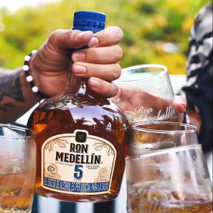 Ron Medellín Extra Aňejo 5 Aňos 0,7l 40%  + dárková krabička