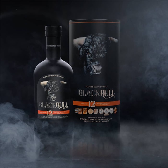 Black Bull 12yo 0,7l 50% + dárková tuba