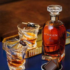 Reviseur Origin 0,7l 45% + dárková kazeta