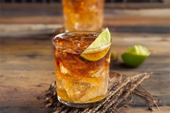 Recept na koktejl Kirk and Sweeney Dark and Stormy