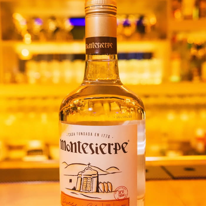 Pisco Montesierpe Quebranta Peru 0,7l 40%