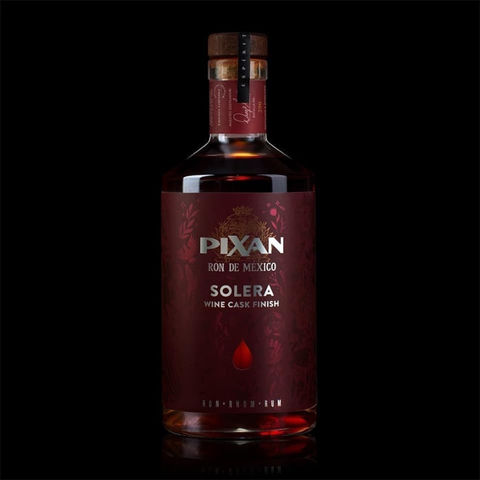 Pixan 8 Solera Especial Red Wine Finish Rum 0,7l 40% + dárková krabička
